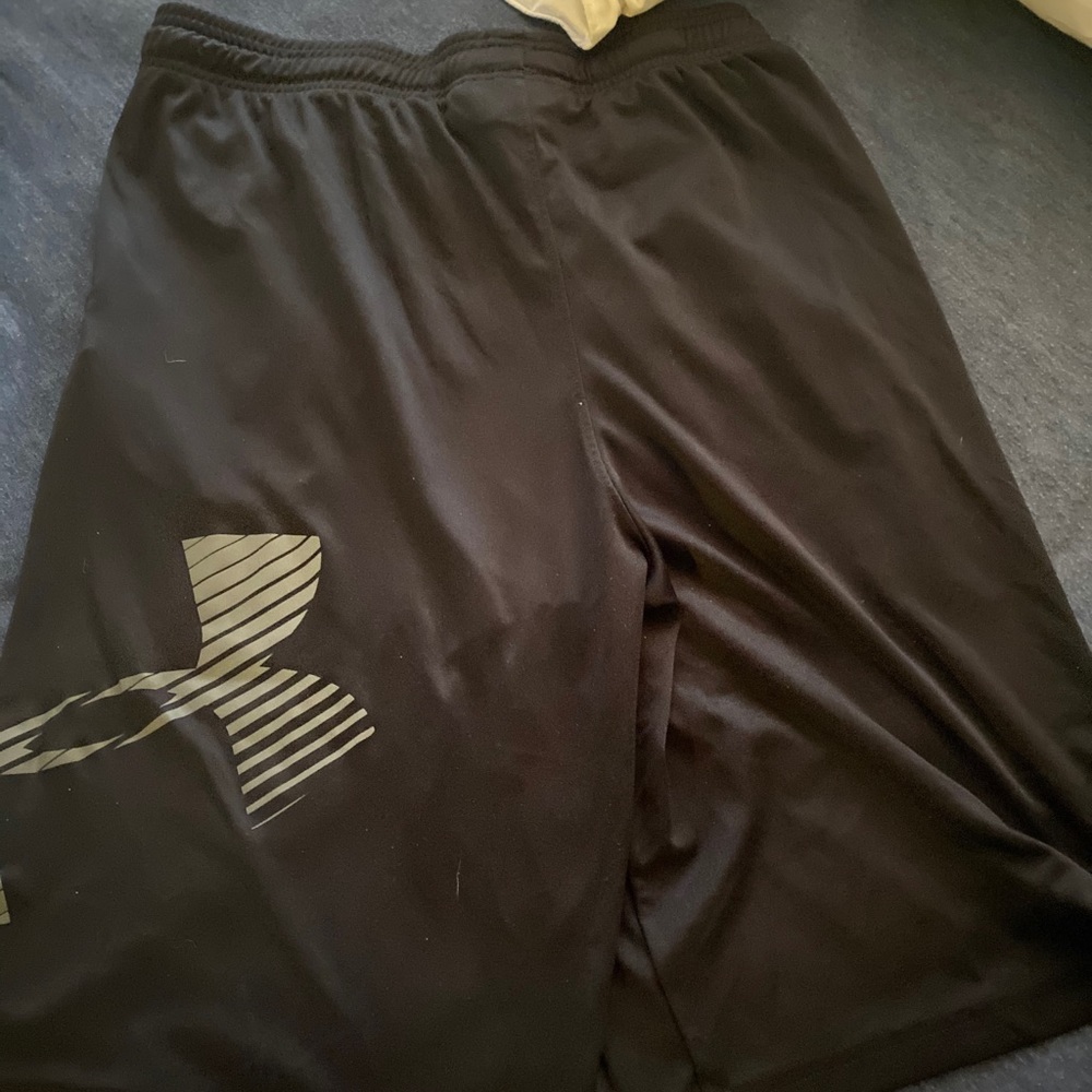Under Armour men’s rival fleece logo shorts